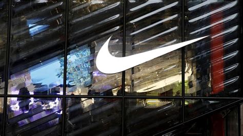 Nike stock split